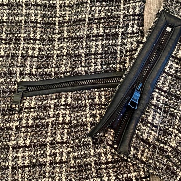 *NOT FOR SALE/SOLD* Banana Republic Tweed Blazer (Khaki, Black & Cream) Size 2 - Picture 4 of 7